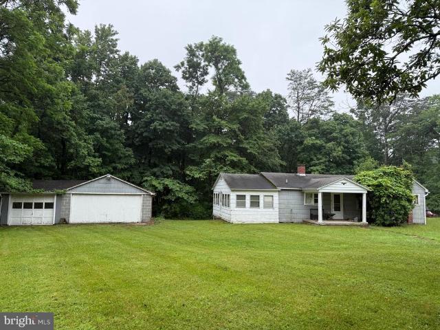 House for sale in Paw Paw, West Virginia