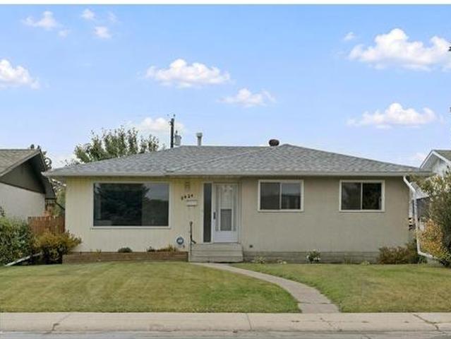 House for sale in Kenilworth, Edmonton