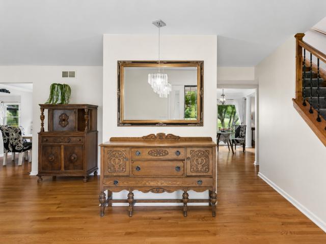 House for sale in Brookeridge, Darien