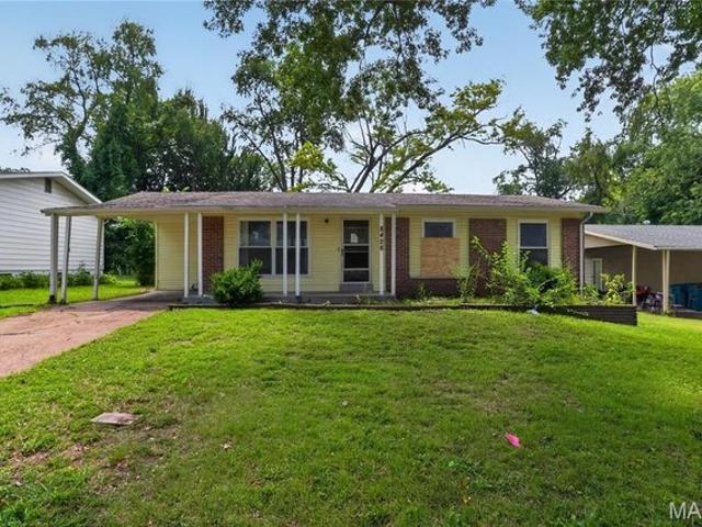 House for sale in Hazelwood, Missouri