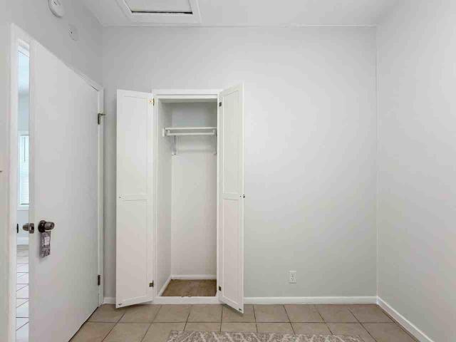 Apartment for rent in Long Beach, California