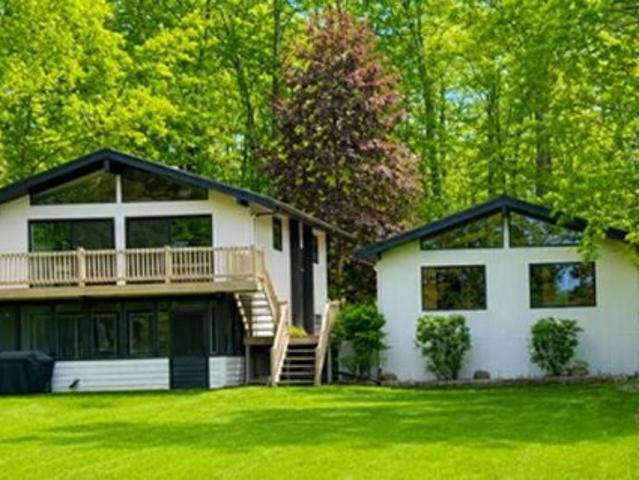 House for sale in Mecosta, Michigan
