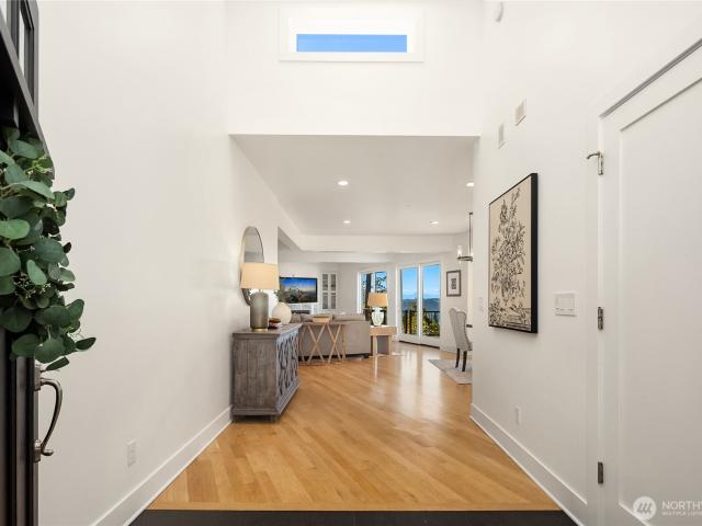 House for sale in Mercer Island, Washington