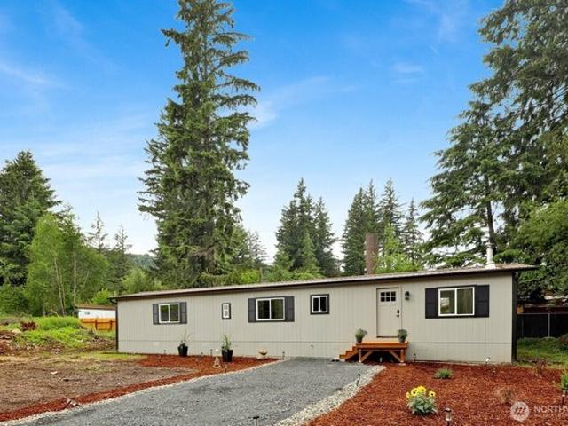 House for sale in Deming, Washington