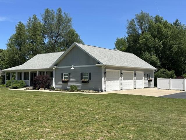 House for sale in East Leroy, Michigan