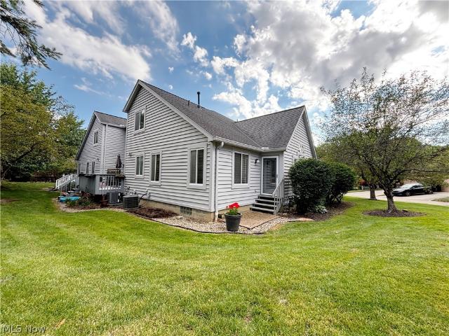 Condo for sale in Summit, Ohio