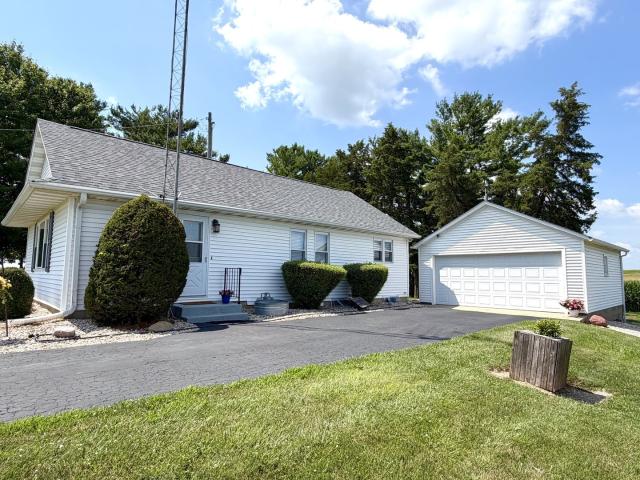 House for sale in Oglesby, Illinois