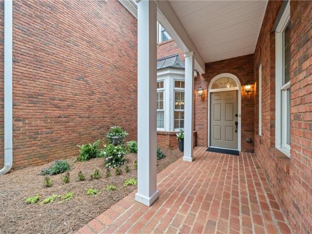 Townhouse for sale in Roswell, Georgia