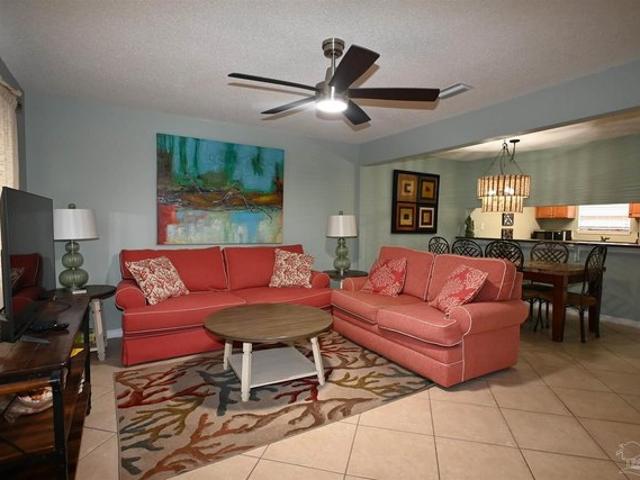 Townhouse for sale in Navarre, Florida
