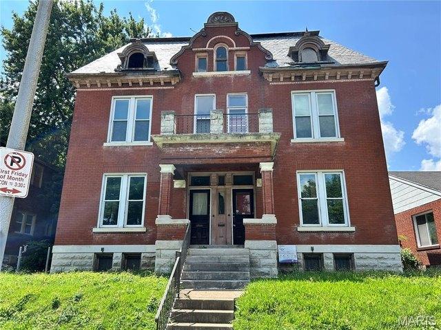 House for sale in Saint Louis, Missouri