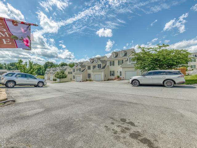 Condo for sale in Virginia