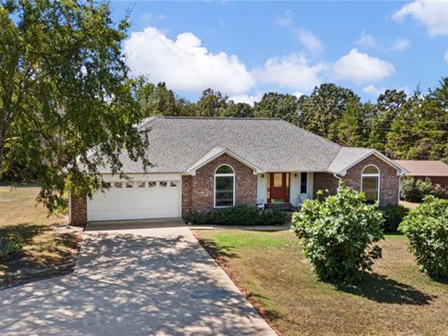 House for sale in Ark