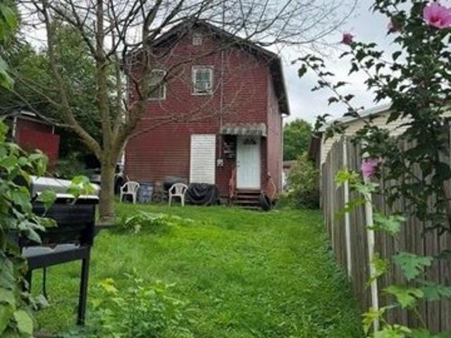 House for sale in New Castle, Pennsylvania