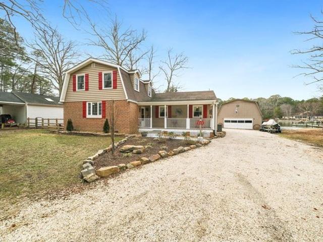 House for sale in Kilmarnock, Lancaster County