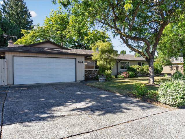 House for sale in Oregonia
