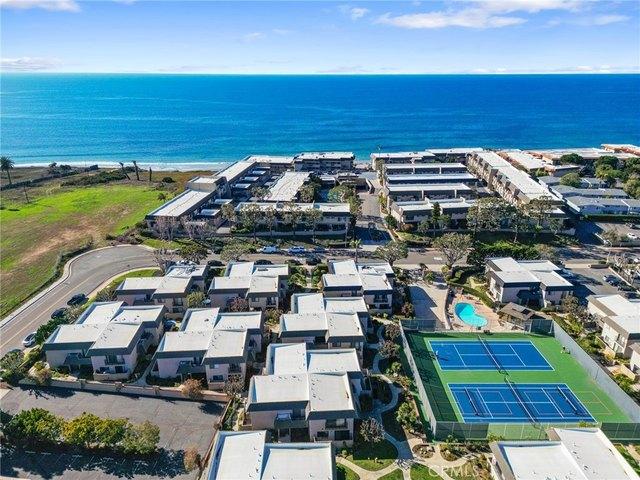 Townhouse for sale in Solana Beach, California