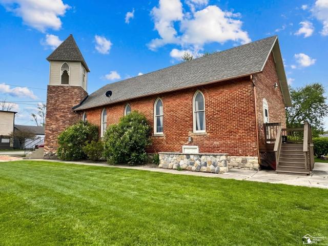 House for sale in Ottawa Lake, Michigan