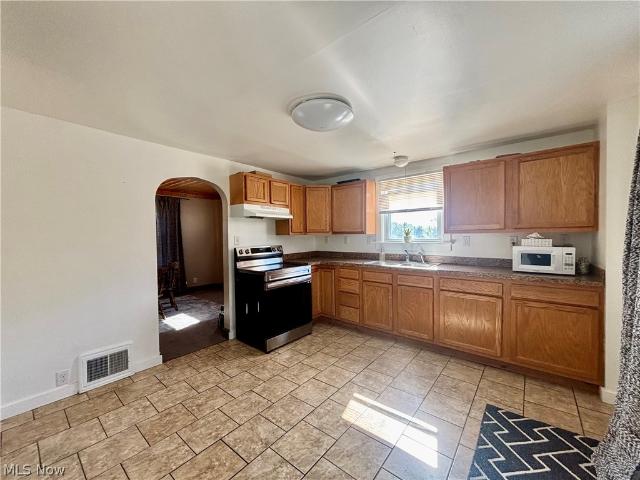 Commercial for sale in Portage, Ohio