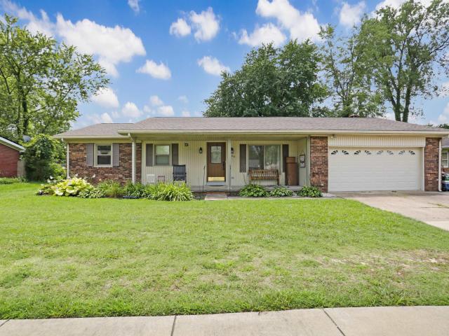 House for sale in Newburgh, Indiana
