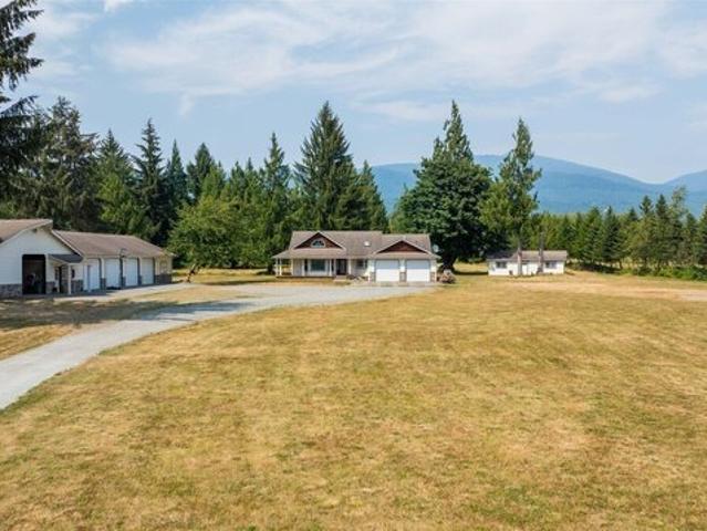 House for sale in Concrete, Washington