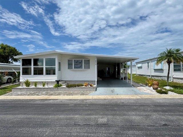 House for sale in Largo, Florida