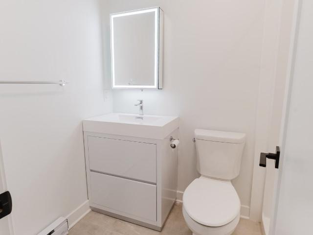 Apartment for rent in Queenswood Village, Ottawa