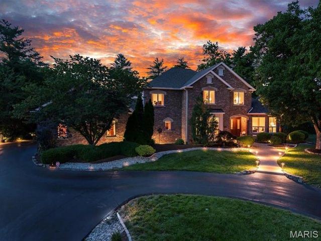 House for sale in Creve Coeur, Missouri