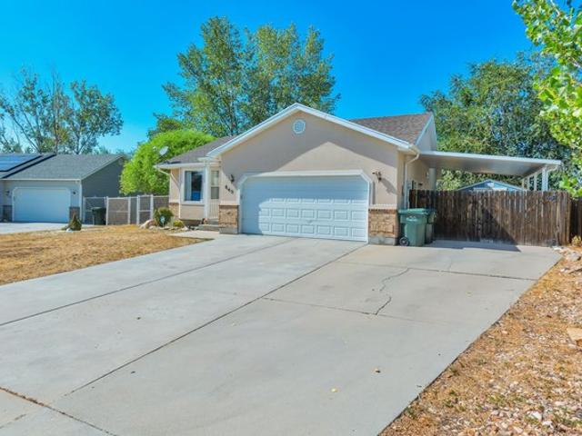 House for sale in Tooele, Utah
