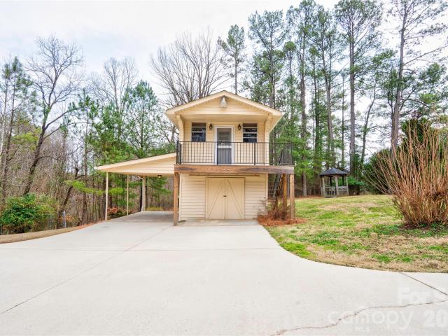 House for sale in Grover, North Carolina