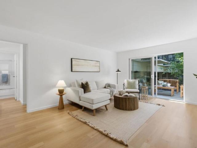 Condo for sale in San Mateo, California