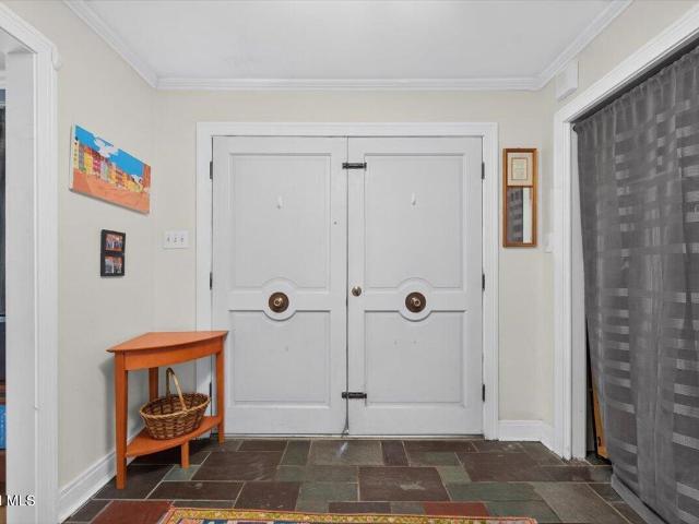 House for sale in Niskayuna, New York