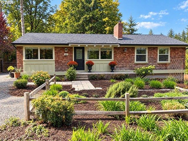House for sale in South Lake Oswego, Lake Oswego