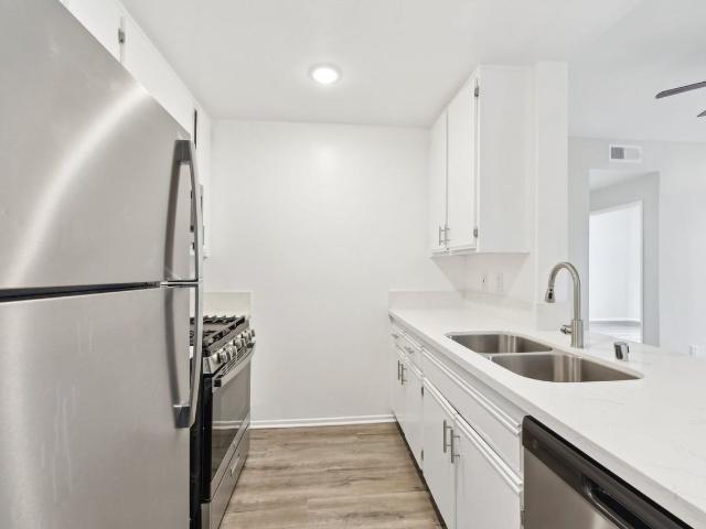 Apartment for rent in Koreatown, Los Angeles