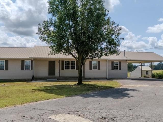 House for sale in Centre, Cherokee County