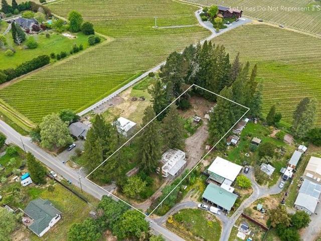 House for sale in Forestville, California