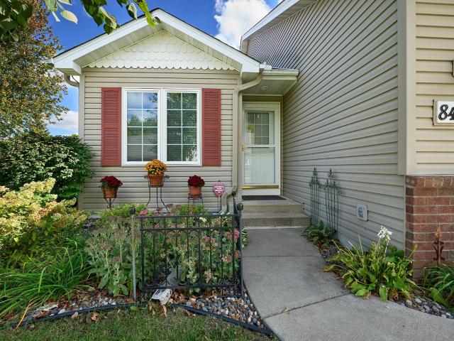 Townhouse for sale in Chanhassen, Carver County