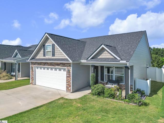 House for sale in Inman, South Carolina