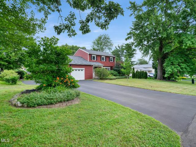 House for sale in Niskayuna, New York