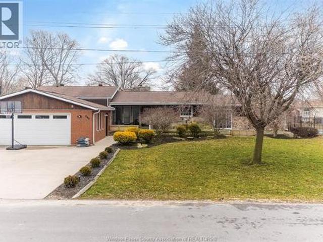 House for sale in Kingsville, Ontario