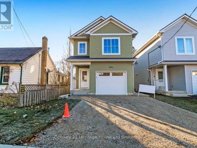 House for sale in Woodstock, Ontario