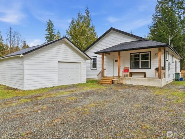 House for sale in Deming, Washington