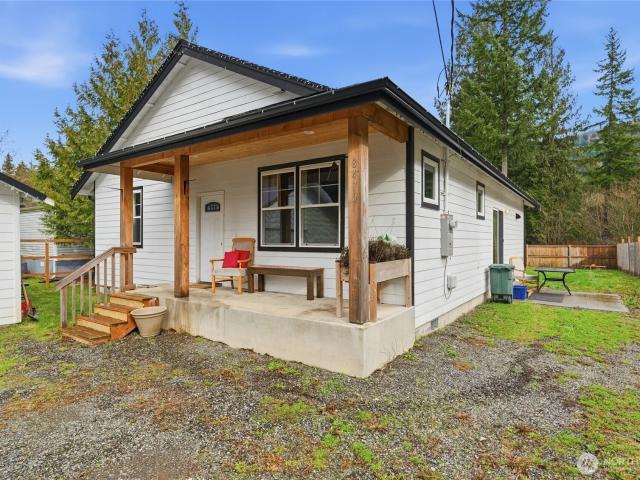 House for sale in Deming, Washington