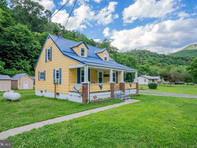 House for sale in West Virginia
