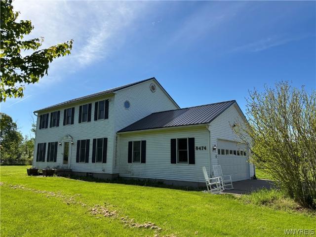 House for sale in Niagara, New York