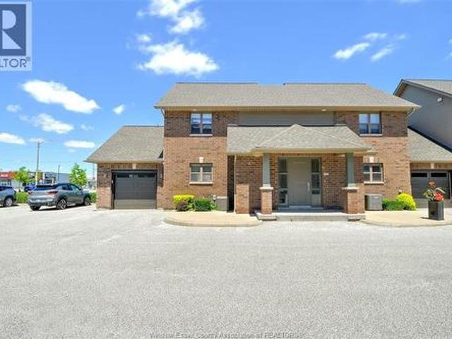 Townhouse for sale in Maidstone, Ontario