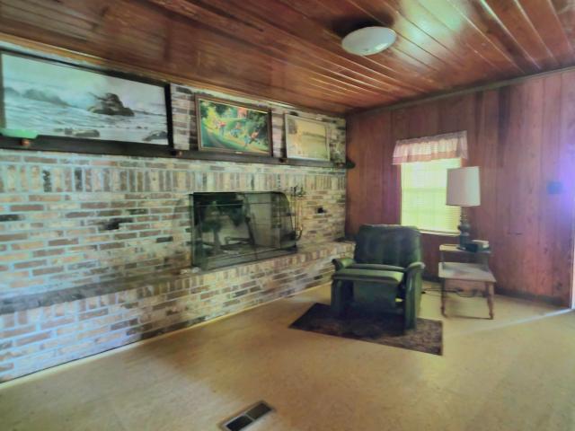 House for sale in Gresham, South Carolina