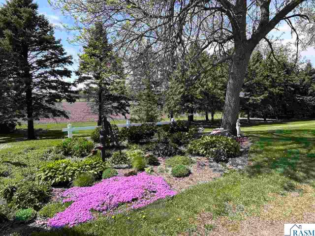House for sale in Madelia, Minnesota