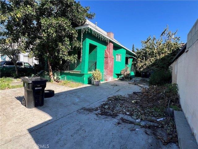 House for sale in Canoga Park, California