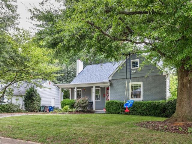 House for sale in Pfafftown, North Carolina