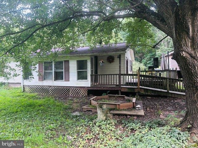 House for sale in Hardy, West Virginia